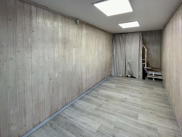 Kiadó üzlethelyiség