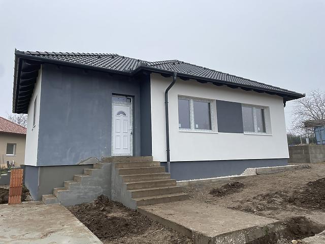 Eladó ház