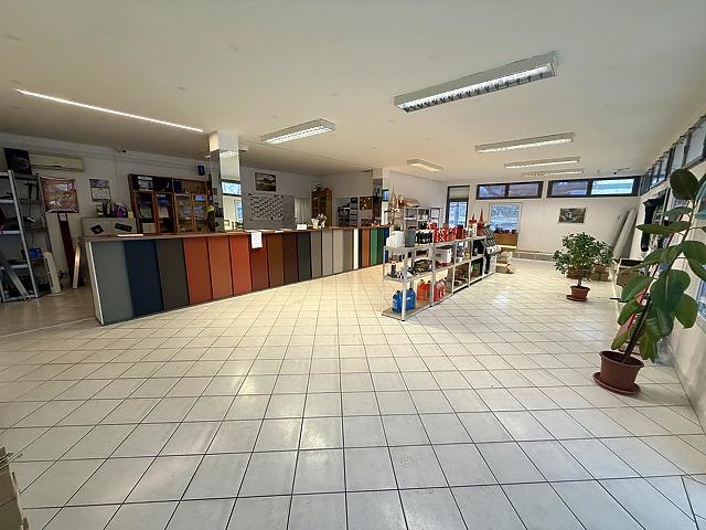 In Vendita industriale