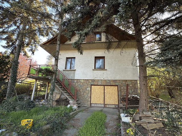 Eladó ház