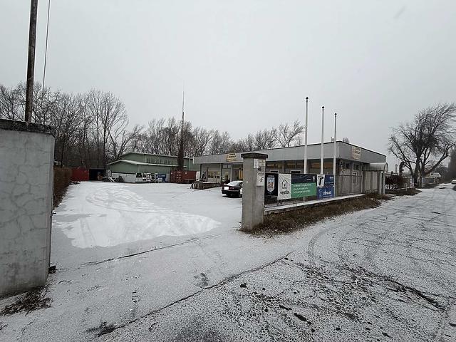Eladó ipari ingatlan