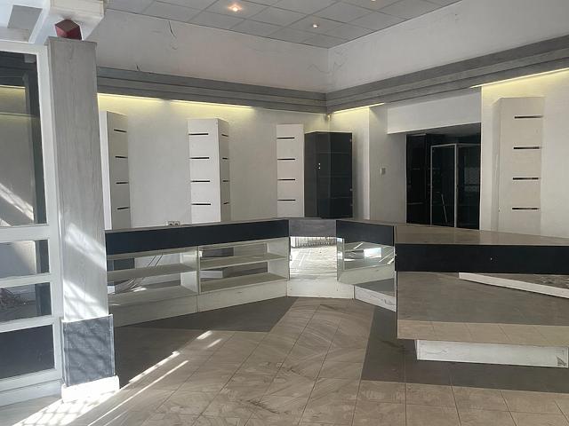 Kiadó üzlethelyiség