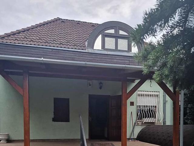 In Vendita casa