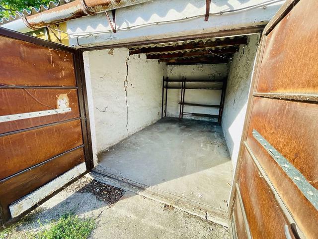 In Vendita garage
