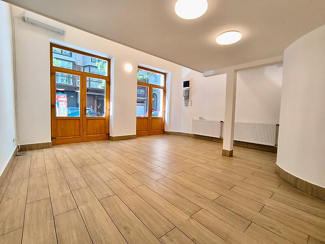 Kiadó üzlethelyiség