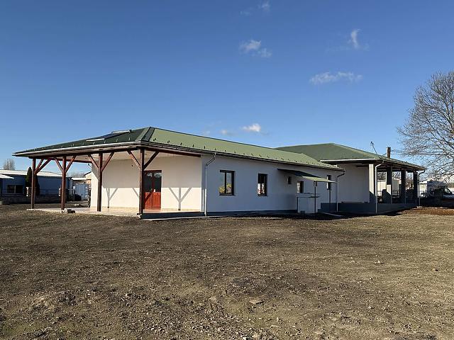 Eladó ipari ingatlan