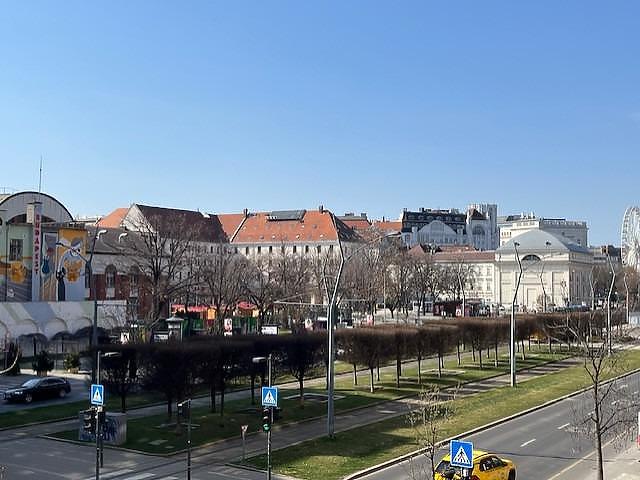 Eladó lakás