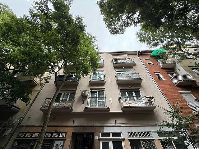 Eladó lakás