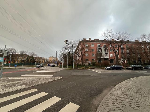 In Affitto negozio